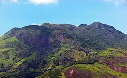 メストリ・アルバロ山