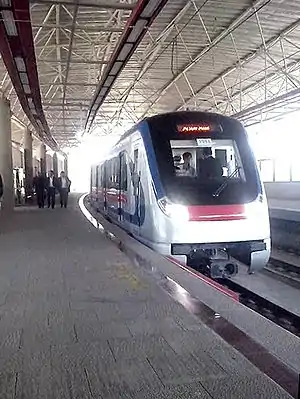 タブリーズ・メトロの車両(Elgoli 駅にて撮影)