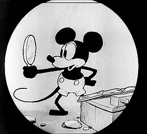 ミッキーが自身の顔を鏡で見る場面