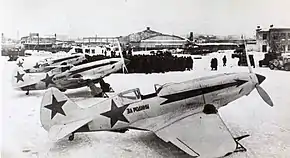 第172戦闘航空連隊に引き渡されるMiG-3(1942年2月23日撮影)