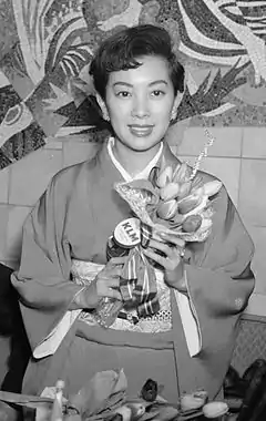 高美以子
