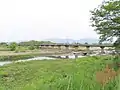 愛知川をまたぐ御河辺（みかべ）橋（東近江市）。