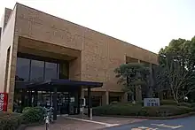三木市立図書館