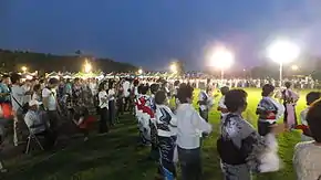 市民による総踊り