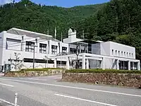 美作市役所東粟倉総合支所(旧・東粟倉村役場)