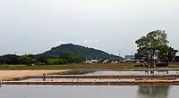 藤原宮跡から見た耳成山