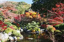 三室戸寺庭園与楽園