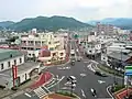 商業施設「エムズシティ」5階から望む市役所方面