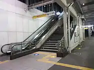 ホーム階段(2013年9月)