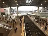 ホームを改札内通路より撮影（2020年1月12日）