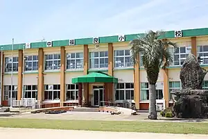 中福良小学校