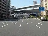 湊町南交差点（千日前通交点）
