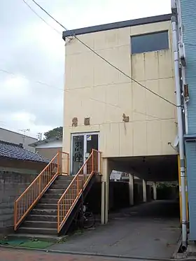 酒田港座中劇場入口