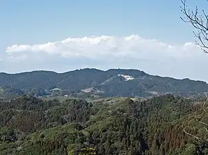 愛宕山(408.2メートル、県最高峰)