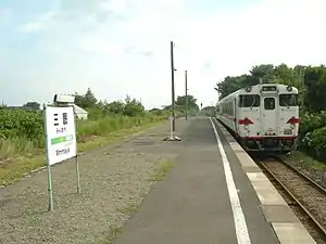 三厩駅に停車中のキハ40系気動車(2010年)