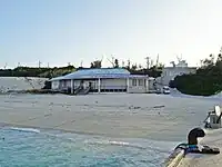 水納島港旅客待合所