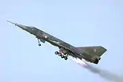 RATOを使用して離陸するフランス空軍のミラージュIV P