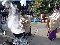 美和神社(山梨県笛吹市)の湯立神事(2011年2月8日撮影)