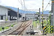構内(2021年7月、踏切より)