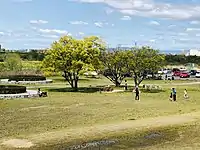 河川敷の公園、美矢井橋河川緑地(岡崎市上青野町、高橋町)