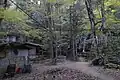 近くの休憩所