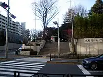 参道入口（東側）