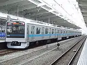 電動車の台車周りに防音カバーを設置した3263×6