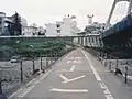 相模小橋（もぐり橋）。欄干はロープを張っただけであった