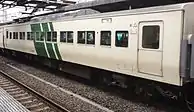 普通車出入台は2箇所窓は2個1組