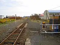 藻琴駅のIC。鉄道→道路のみのICは簡素(奥より至る)