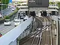 左下に分岐しているのが桃山台車庫への連絡線