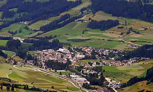 モングエルフォ＝テシドの風景
