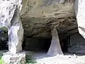 洞窟の中