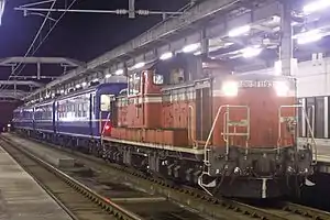 出雲市駅にて(2005年1月)