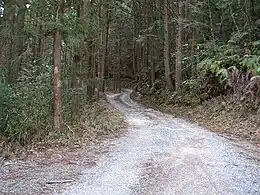 城跡と伝わる花瀬山