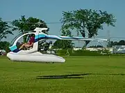 フロート下部にスキッド備えたMosquito Aviation XE