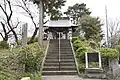 前方部の島名神社