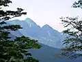行者還岳から見た大普賢岳