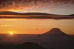 富士山の笠雲とご来光