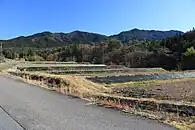 西方の加茂郡白川町側の岐阜県道70号白川福岡線から望む二ッ森山
