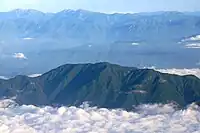 富士山から望む雲海に浮かぶ毛無山（2018年7月3日撮影）