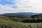 白草山から望む小秀山周辺の阿寺山地の山並み（2014年10月11日）