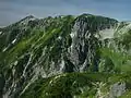 弓折岳方面から望む抜戸岳と笠ヶ岳