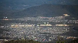 南側の弥勒山から望む浅間山(2016年1月1日撮影)