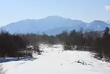 美生川より遠望する十勝幌尻岳