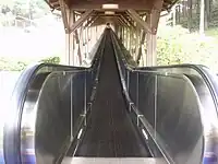 動く歩道