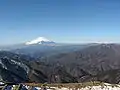 山頂から富士山と南アルプス