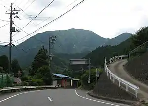 中川温泉より見た権現山