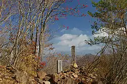 深田久弥終焉の地（茅ヶ岳中腹）