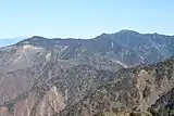 黒法師岳から見た中ノ尾根山